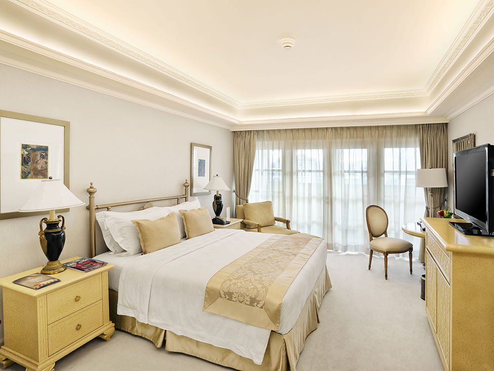 Grand banquet and event venue at Hotel Royal Arch